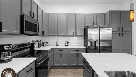 Mansion for 30 guests very close to Disney!