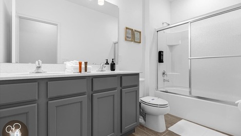 Mansion for 30 guests very close to Disney!
