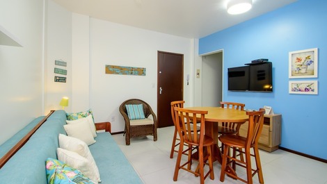 Apartamento em condomino com piscina