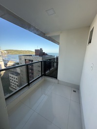Apartamento 3 qtos vista lateral p mar 1vaga garagem