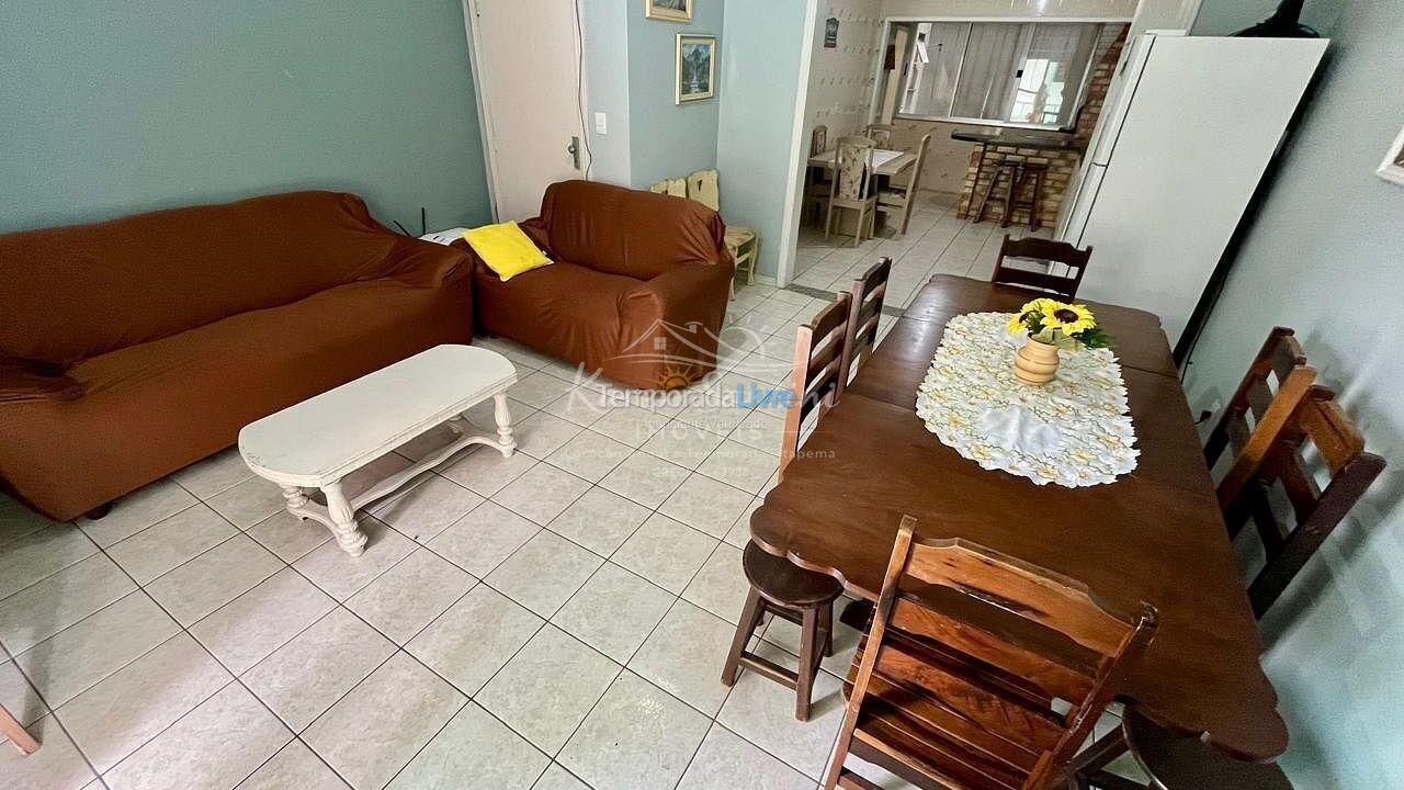 Apartment for vacation rental in Itapema (Meia Praia)