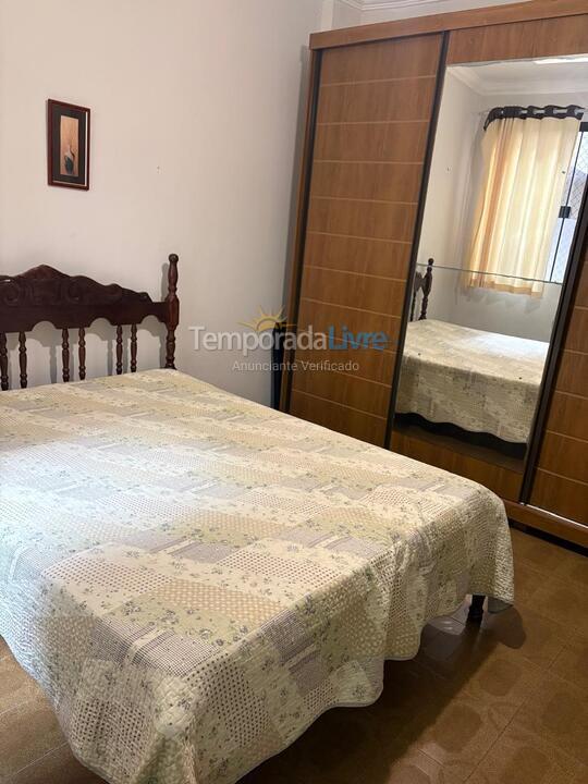 Apartamento para aluguel de temporada em Marataízes (Praia Central)