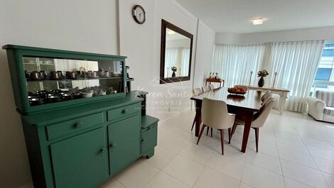 AMPLO APARTAMENTO COM 4 DORMITÓRIOS NA MEIA PRAIA