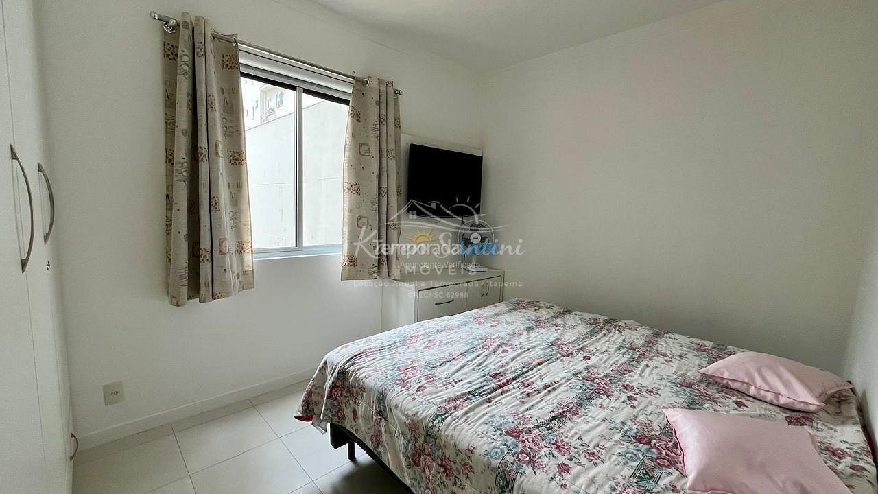 Apartamento para aluguel de temporada em Itapema (Meia Praia)