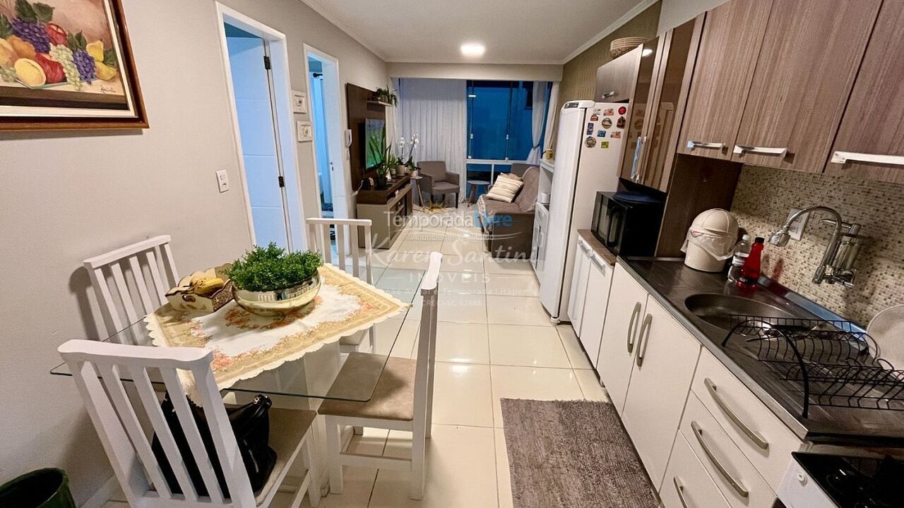 Apartamento para aluguel de temporada em Itapema (Meia Praia)