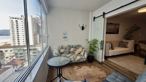 Locação Temporada 3 quartos, sendo 1 suíte em Balneário Camboriú