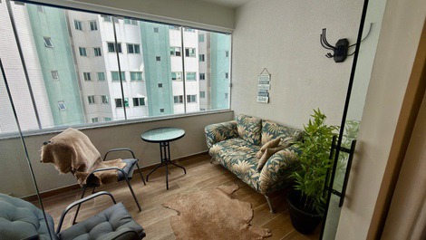 Locação Temporada 3 quartos, sendo 1 suíte em Balneário Camboriú