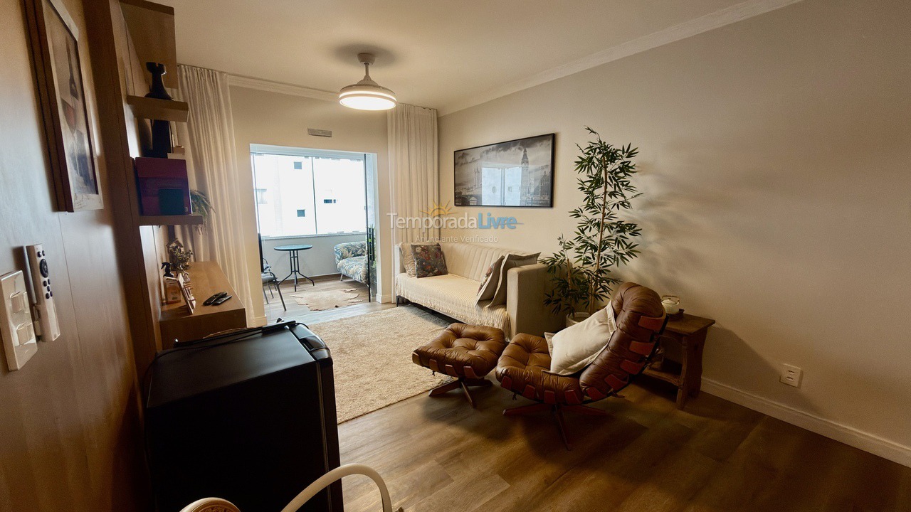 Apartamento para aluguel de temporada em Balneário Camboriú (Centro)
