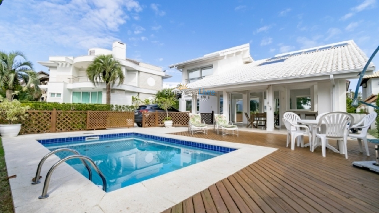 House for vacation rental in Florianopolis (Jurerê Internacional)