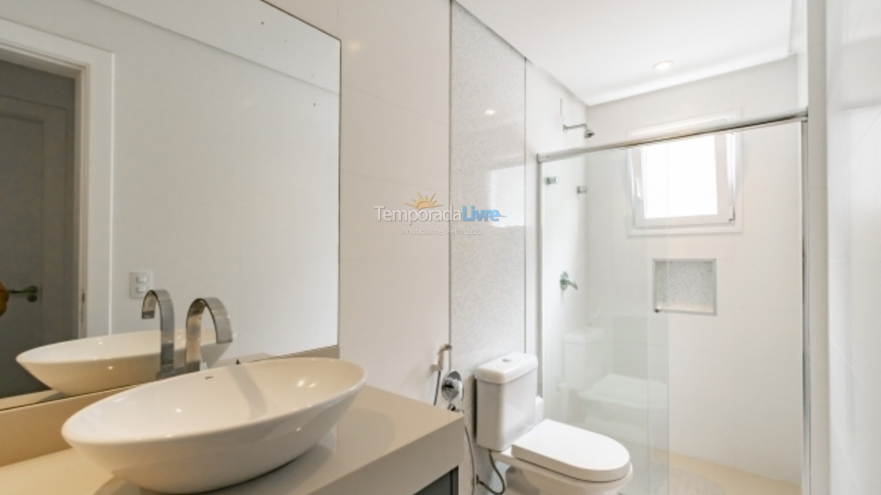 House for vacation rental in Florianopolis (Jurerê Internacional)