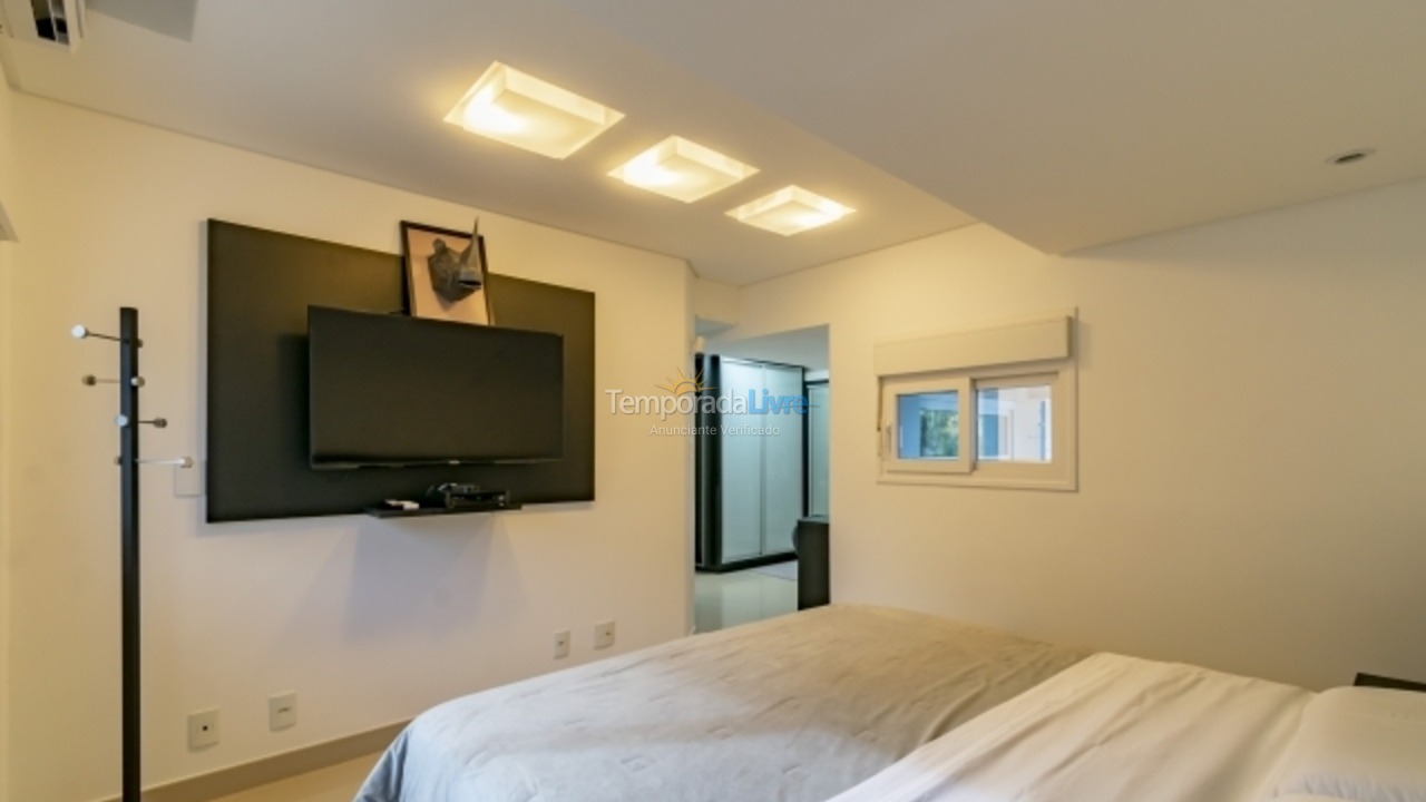 House for vacation rental in Florianopolis (Jurerê Internacional)