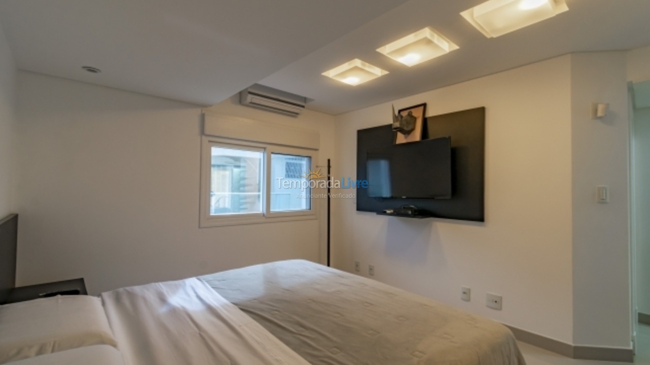 House for vacation rental in Florianopolis (Jurerê Internacional)