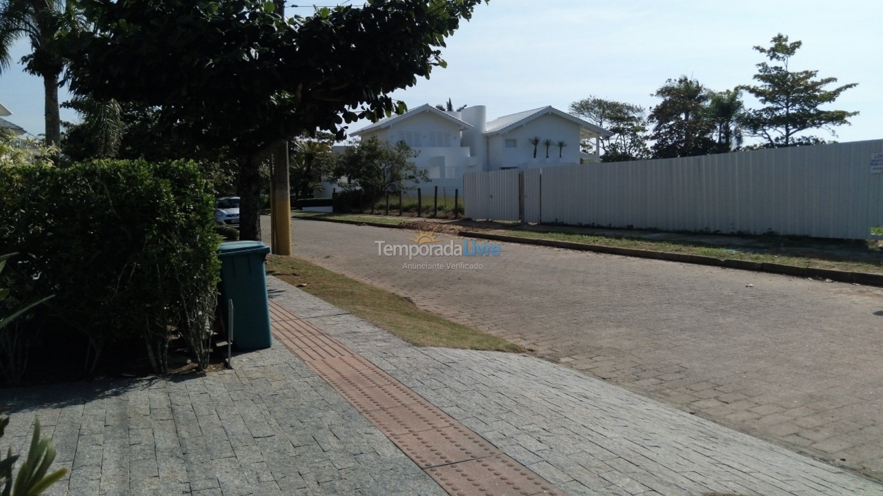 House for vacation rental in Florianopolis (Jurerê Internacional)
