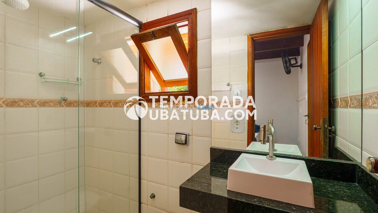 Casa para aluguel de temporada em Ubatuba (Praia Grande)