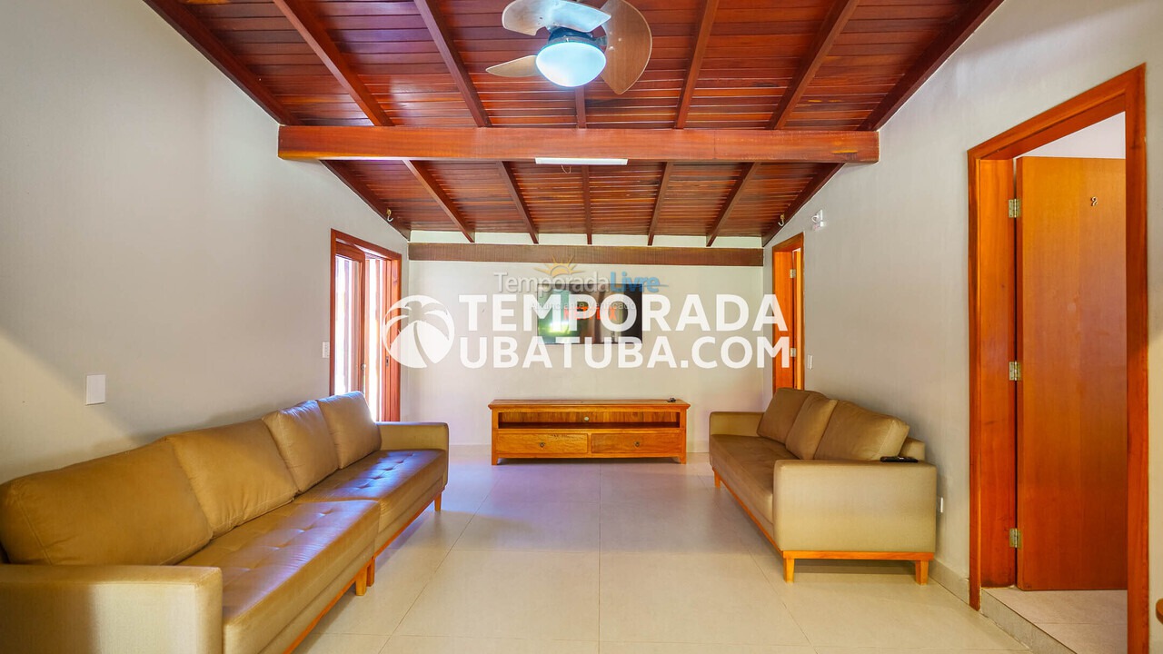 Casa para aluguel de temporada em Ubatuba (Praia Grande)