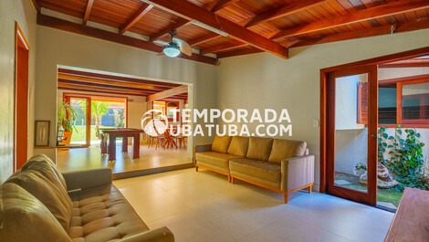Casa de CINEMA 8 quartos ha 100m da Praia Grande Ubatuba 1299703-1510