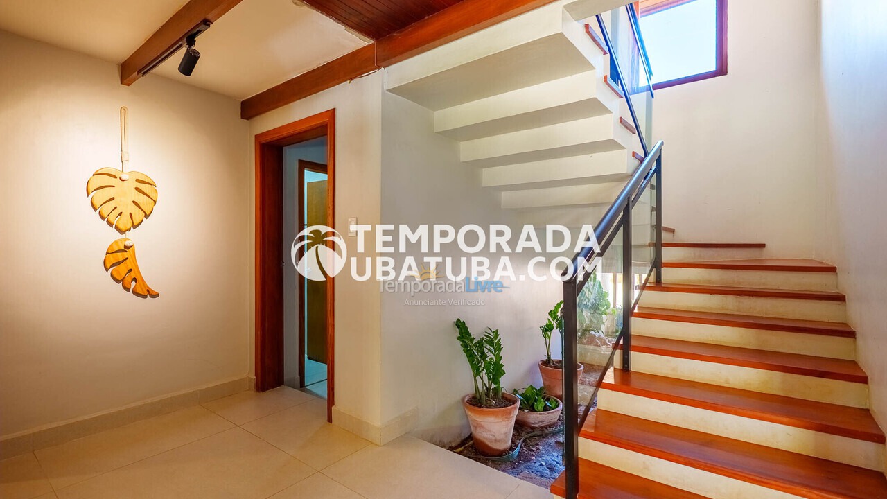 Casa para aluguel de temporada em Ubatuba (Praia Grande)