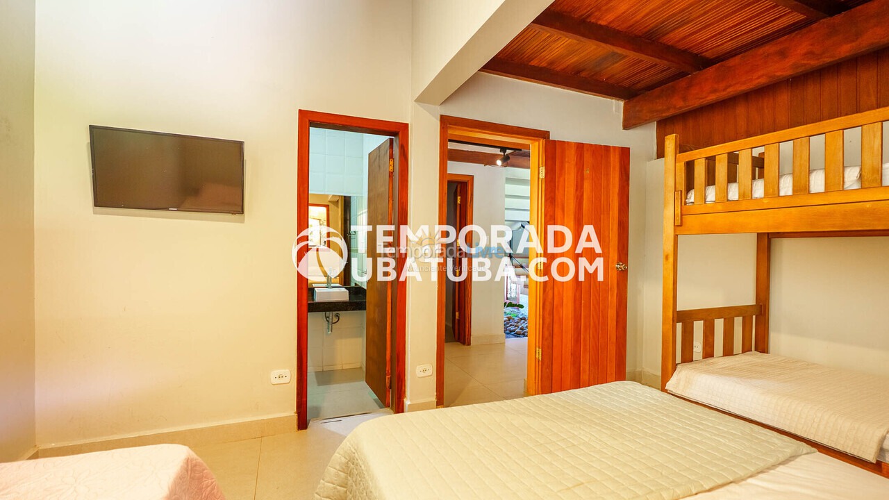 Casa para aluguel de temporada em Ubatuba (Praia Grande)
