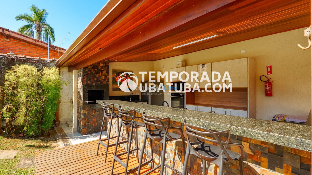 Casa para aluguel de temporada em Ubatuba (Praia Grande)