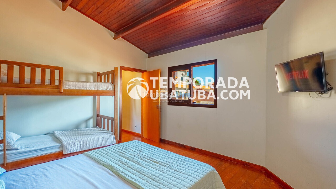 Casa para aluguel de temporada em Ubatuba (Praia Grande)