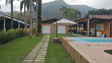 Casa para alugar em Ubatuba - Praia do Lázaro