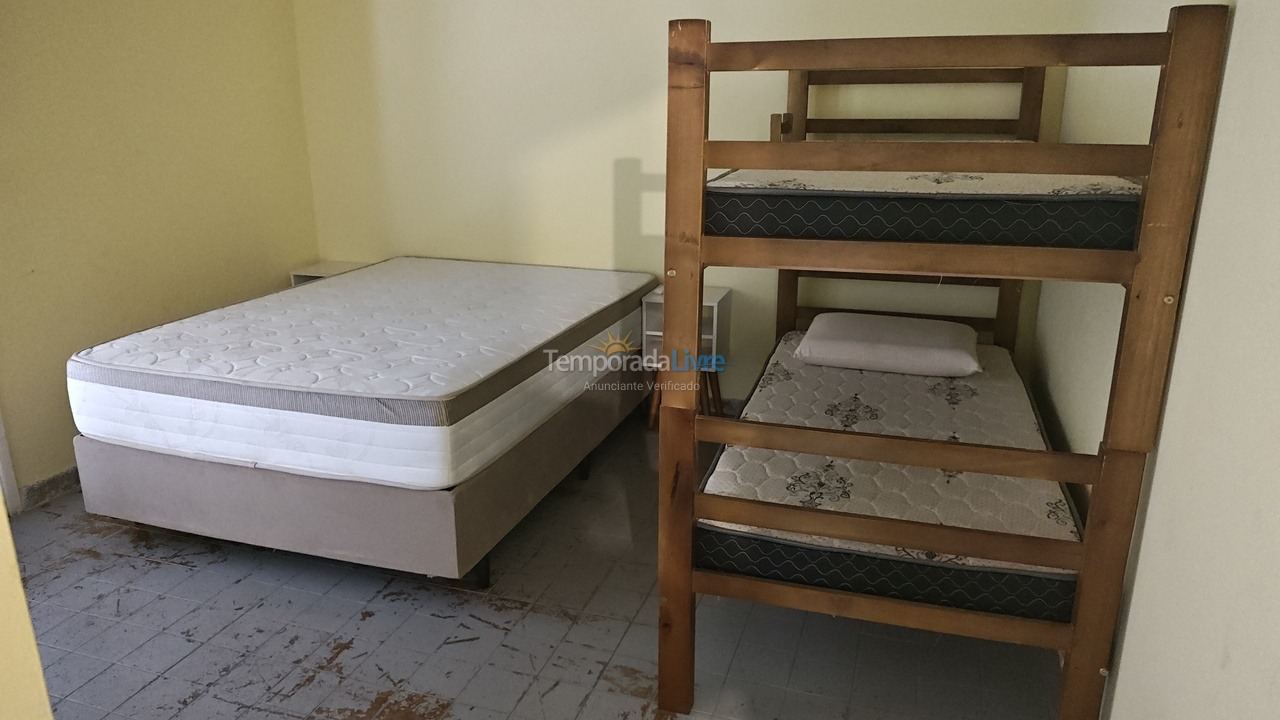 Casa para aluguel de temporada em Ubatuba (Praia do Lázaro)