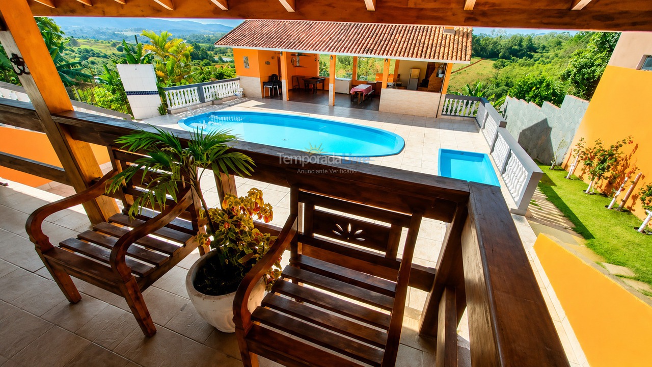 Ranch for vacation rental in Cotia (Aguassai)