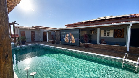 Country house in Boituva with heated pool, big screen TV and jacuzzi.