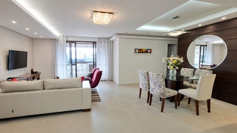 APARTAMENTO A 200 MT DEL MAR.