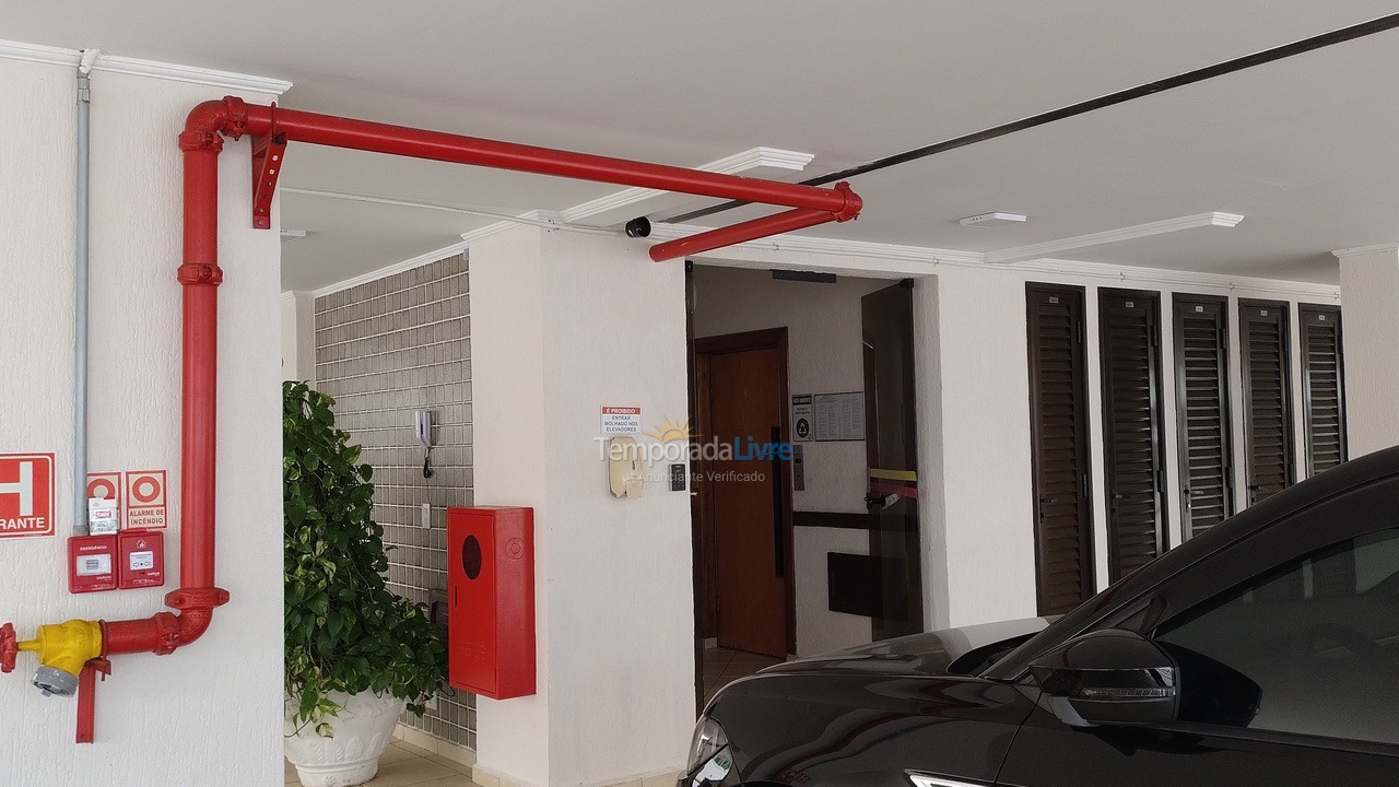 Apartamento para aluguel de temporada em Ubatuba (Praia Grande)