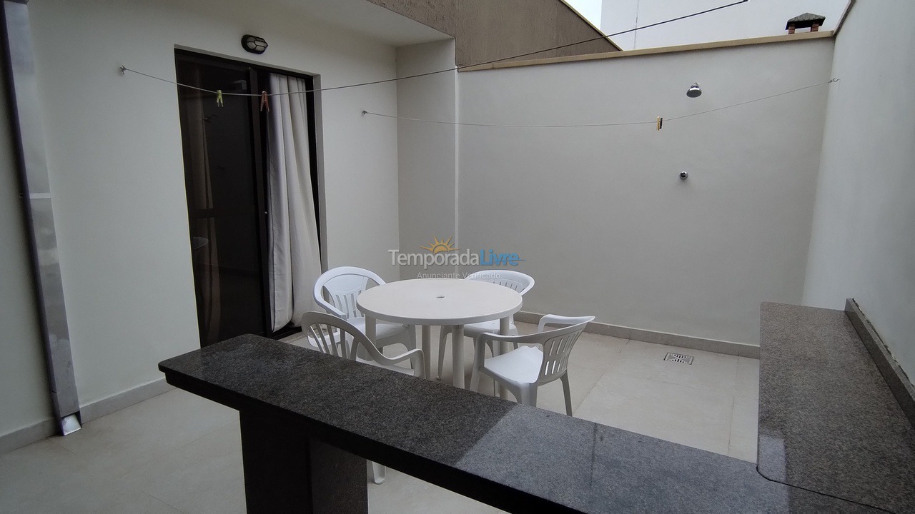 Apartamento para aluguel de temporada em Ubatuba (Praia Grande)