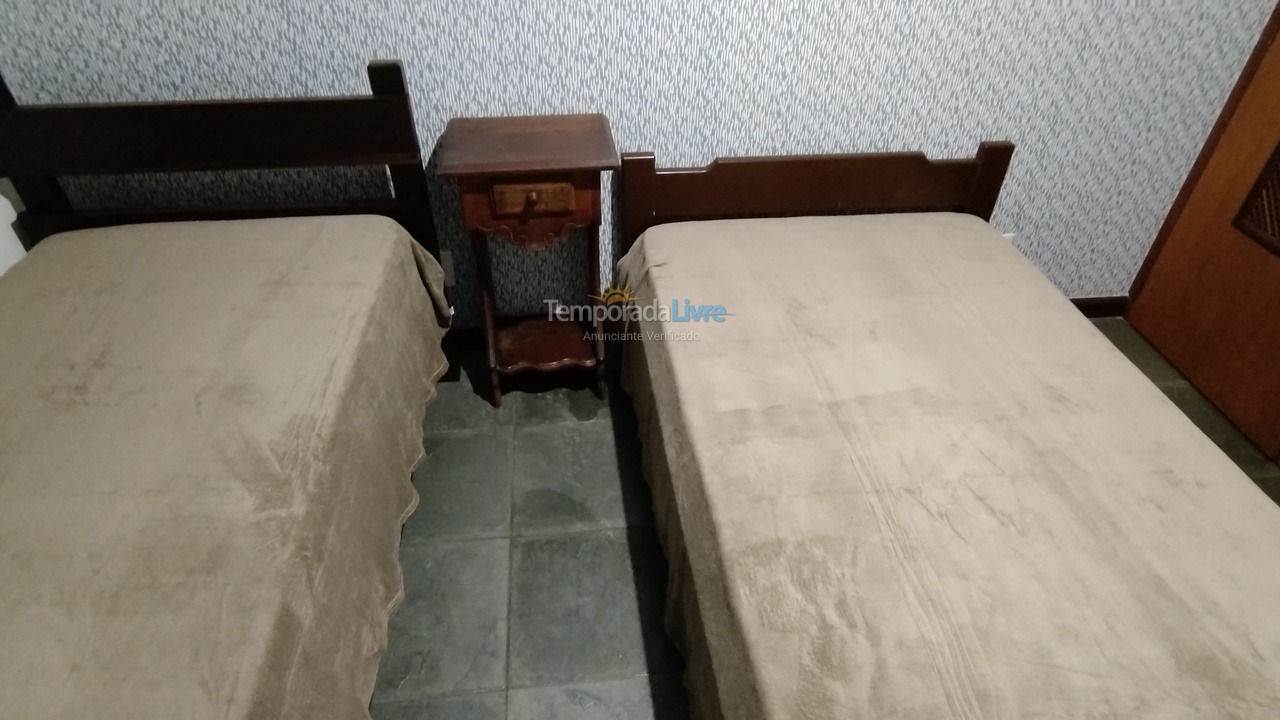 Apartamento para aluguel de temporada em Ubatuba (Praia Grande)
