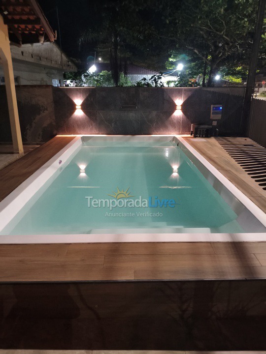 House for vacation rental in Itapoá (Barra do Saí)