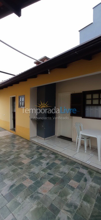 House for vacation rental in Itapoá (Barra do Saí)