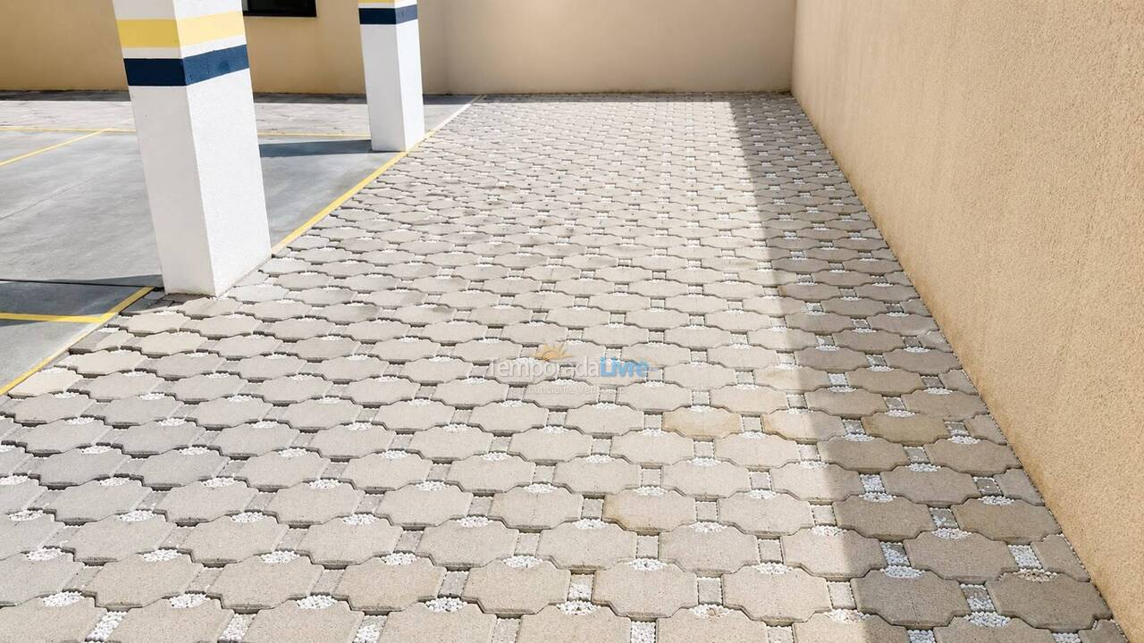 Apartamento para aluguel de temporada em Bombinhas (Canto Grande)