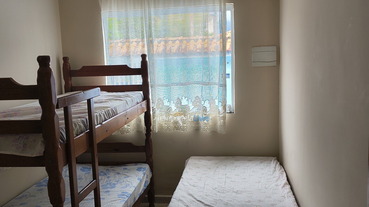 Casa para aluguel de temporada em Peruíbe (Barra de Jangadas)