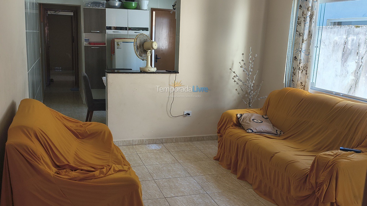 Casa para aluguel de temporada em Peruíbe (Barra de Jangadas)