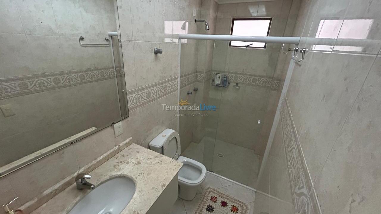 Apartment for vacation rental in Itapema (Centro)