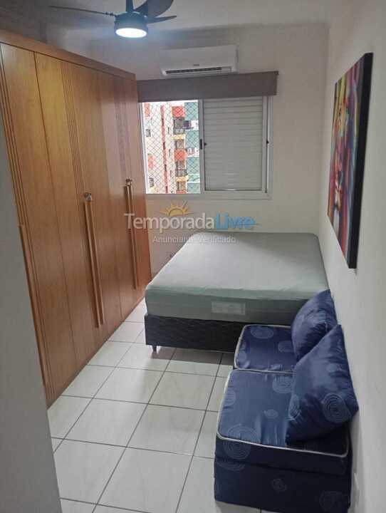 Apartamento para aluguel de temporada em Praia Grande (Aviação)