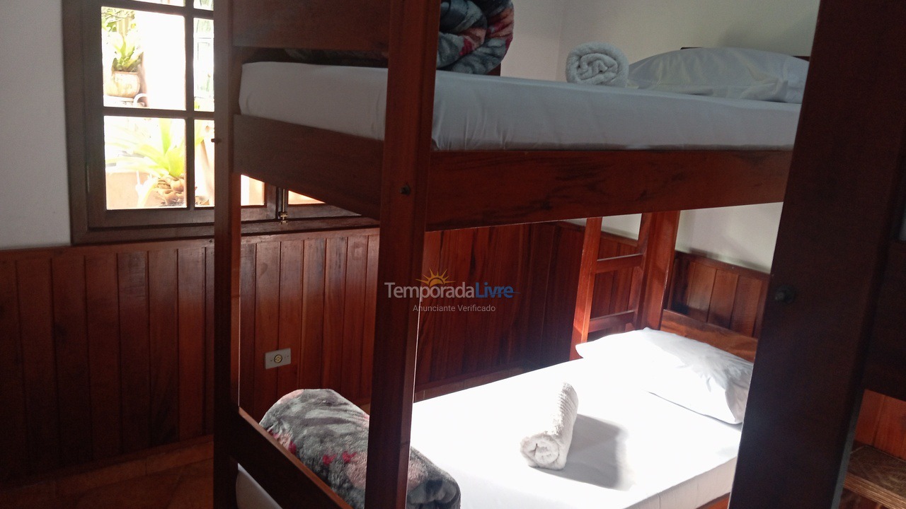 Casa para aluguel de temporada em Ubatuba (Praia de Itamambuca)