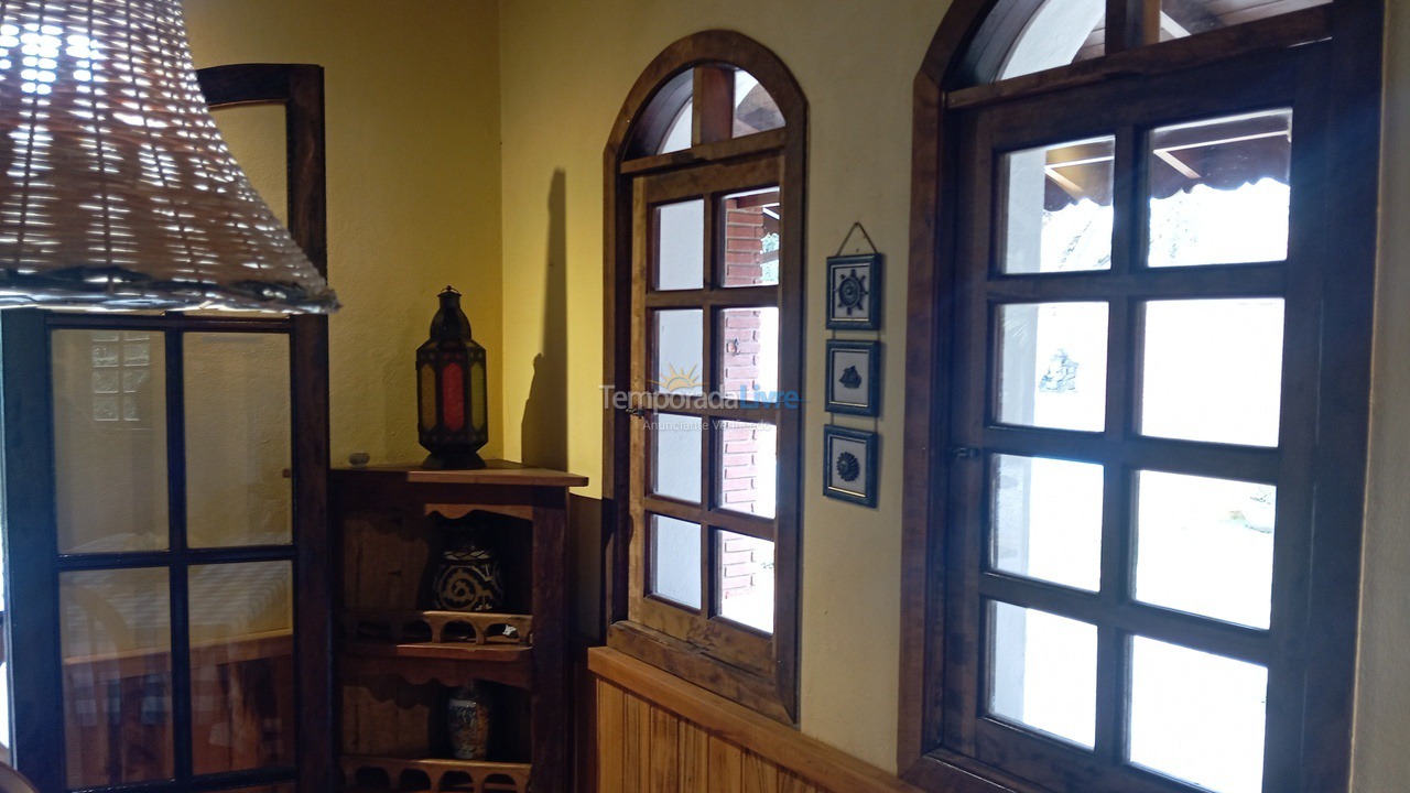Casa para aluguel de temporada em Ubatuba (Praia de Itamambuca)