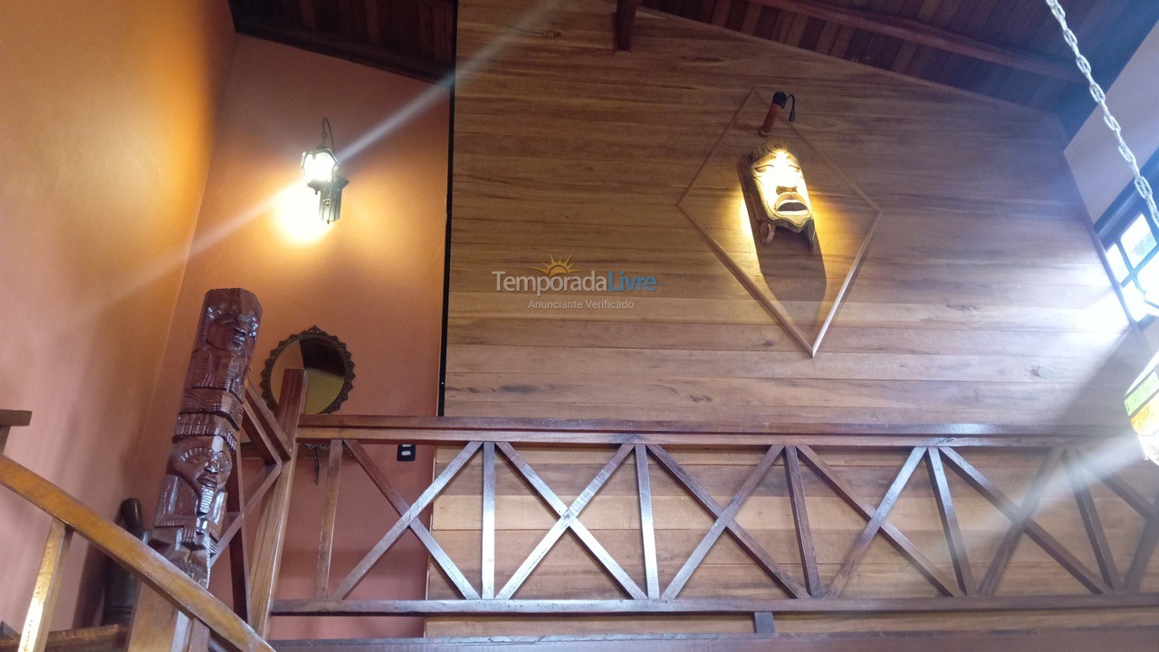 Casa para aluguel de temporada em Ubatuba (Praia de Itamambuca)