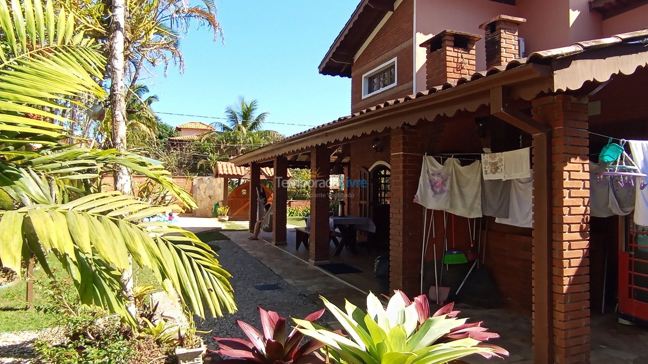 Casa para aluguel de temporada em Ubatuba (Praia de Itamambuca)