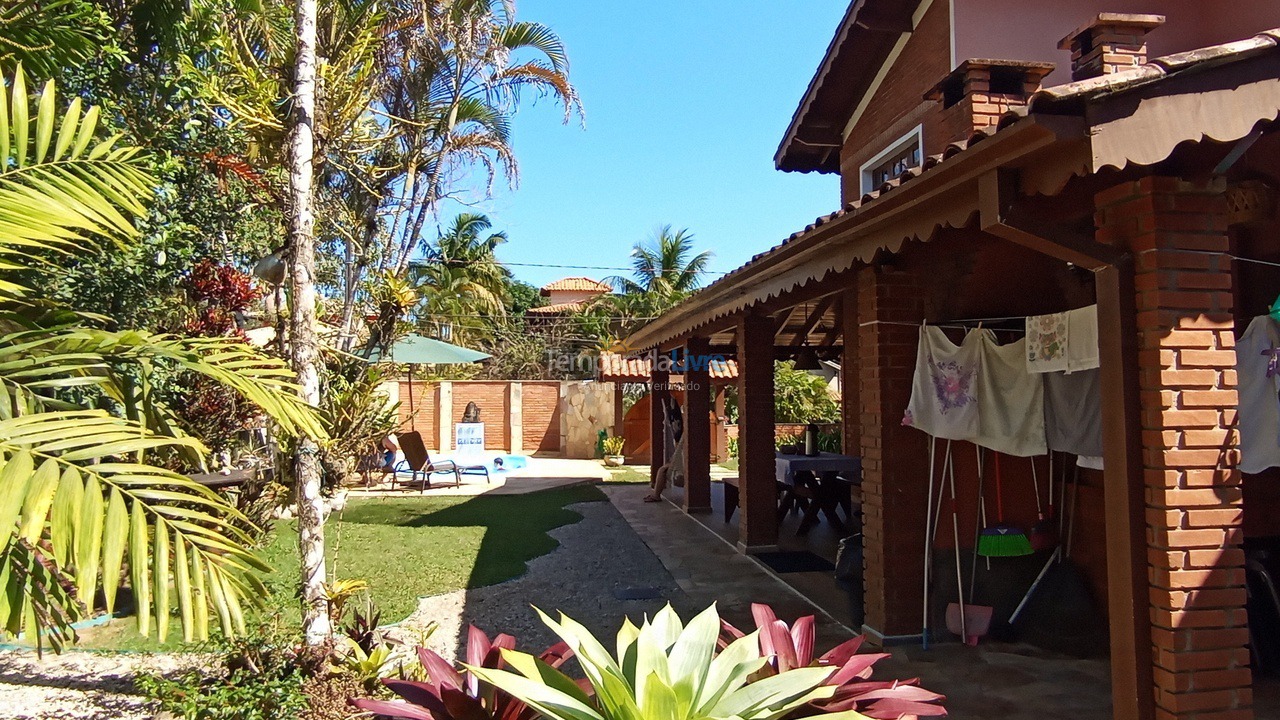 Casa para aluguel de temporada em Ubatuba (Praia de Itamambuca)