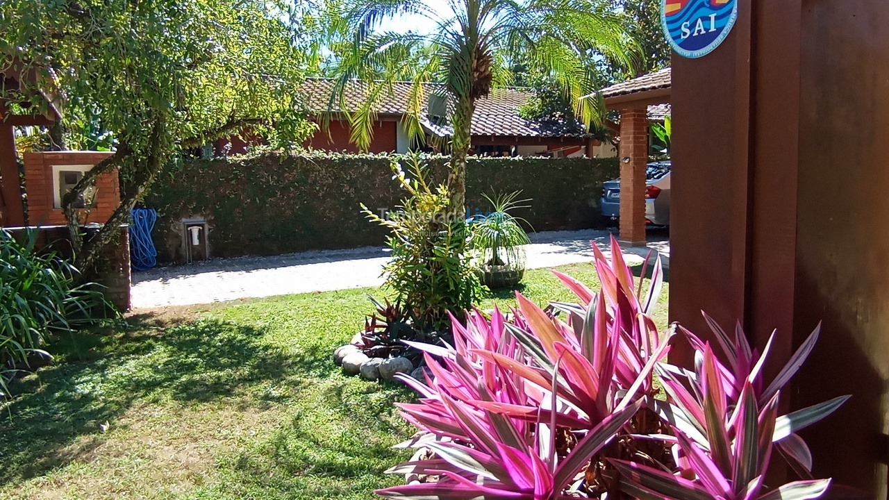 Casa para aluguel de temporada em Ubatuba (Praia de Itamambuca)