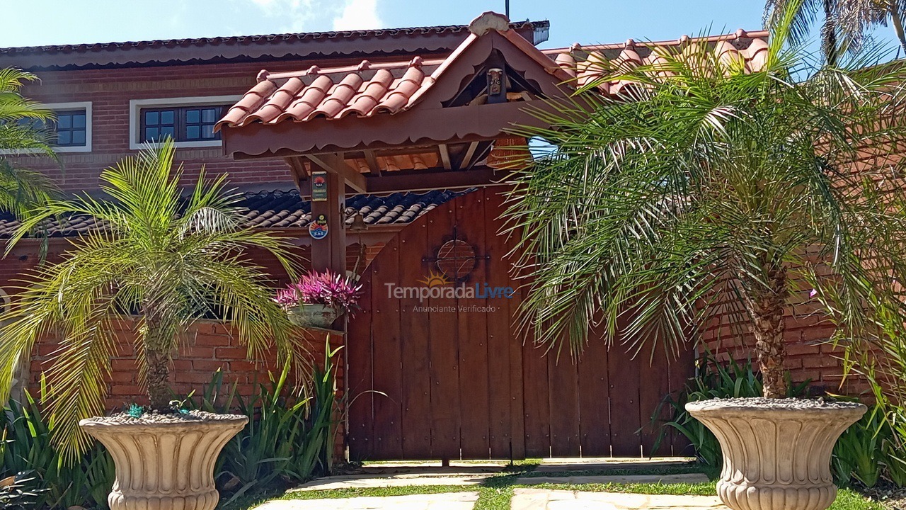 Casa para aluguel de temporada em Ubatuba (Praia de Itamambuca)