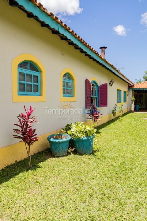 Chácara / sítio para aluguel de temporada em Jambeiro (Centro)