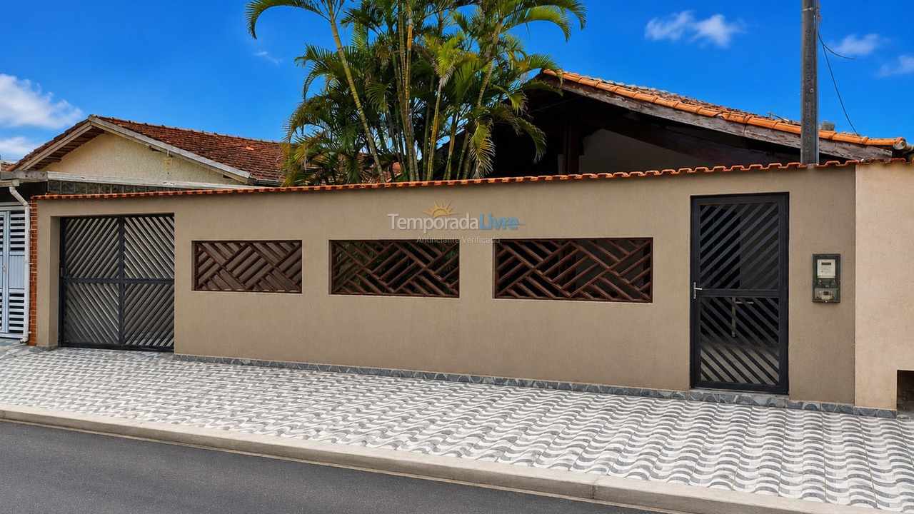 Casa para aluguel de temporada em Praia Grande (Balneário Florida)