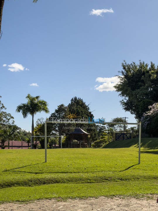 Chácara / sítio para aluguel de temporada em Jambeiro (Centro)