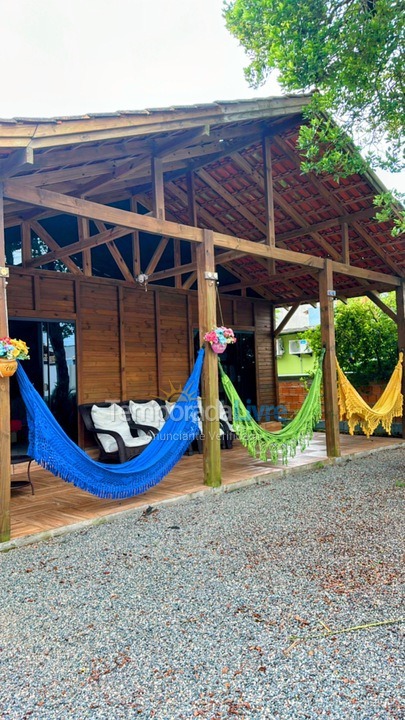 Casa para alquiler de vacaciones em São Francisco do Sul (Praia de Capri)
